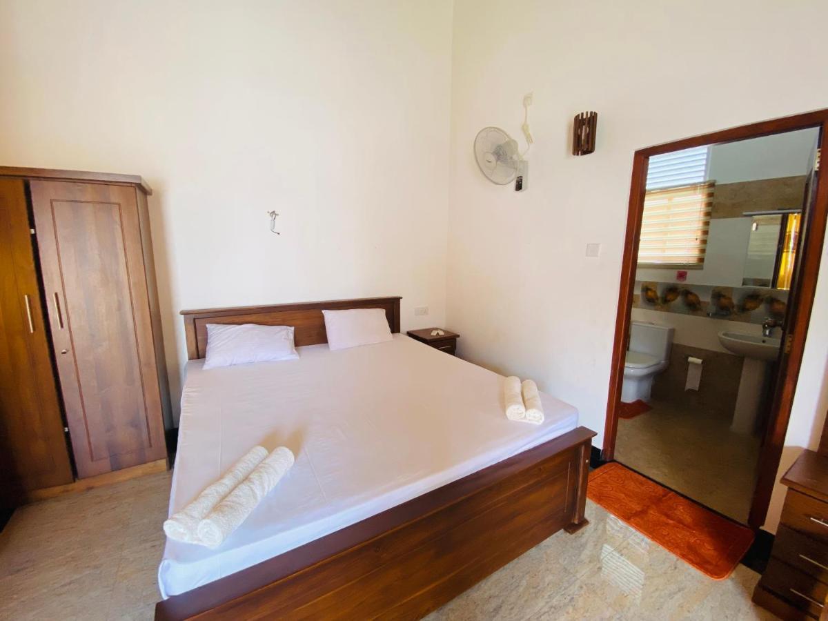 The Kingslayer Resort Negombo Bagian luar foto