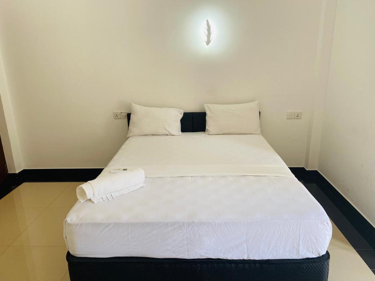 The Kingslayer Resort Negombo Bagian luar foto
