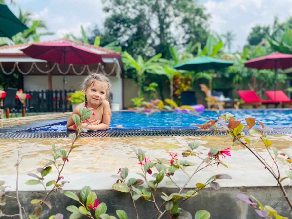 The Kingslayer Resort Negombo Bagian luar foto