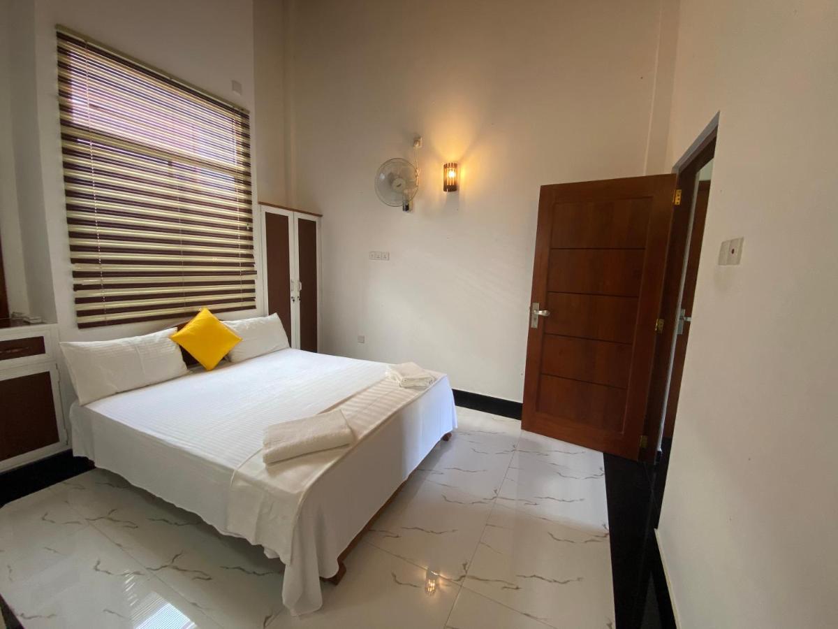 The Kingslayer Resort Negombo Bagian luar foto