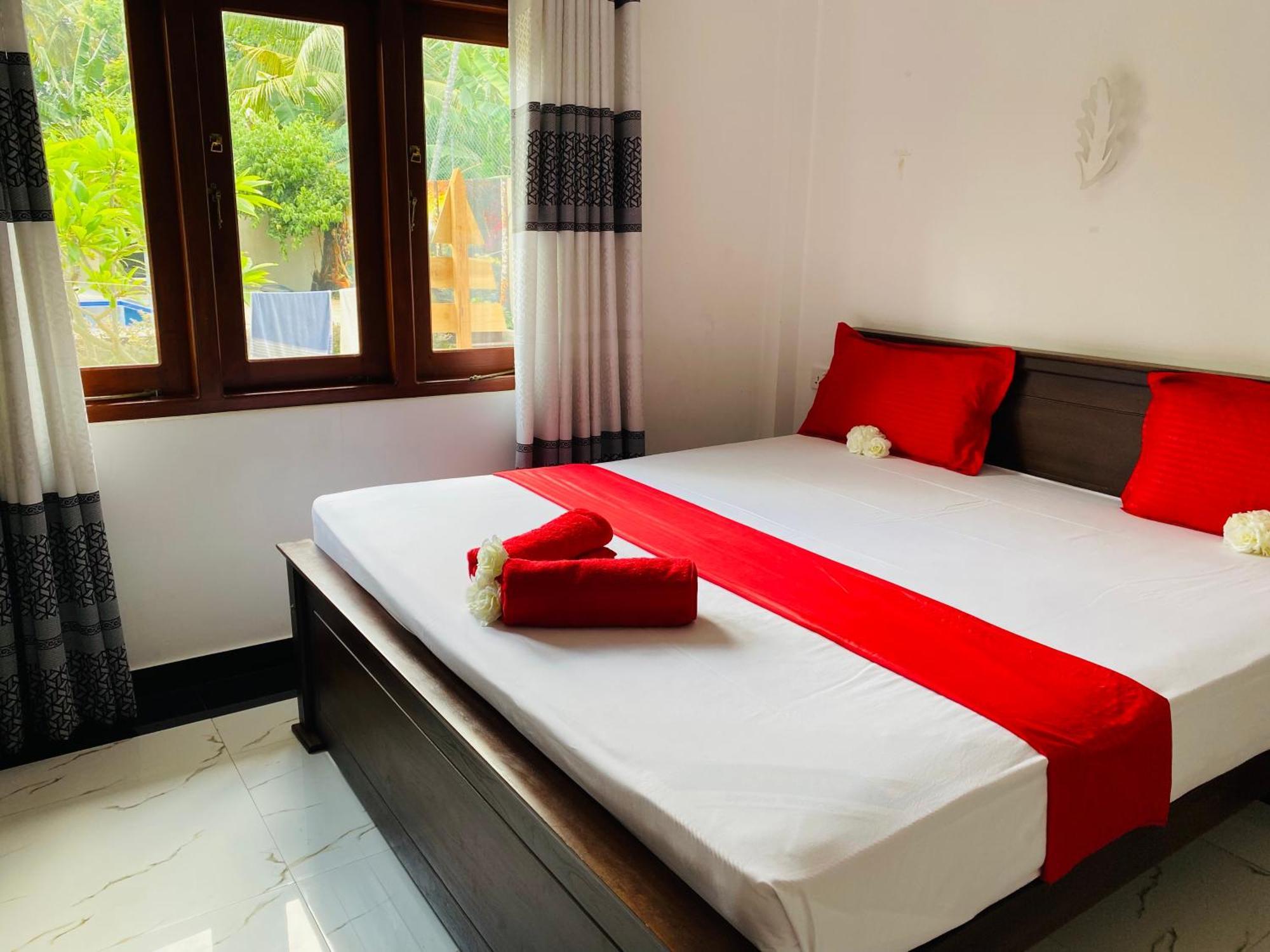 The Kingslayer Resort Negombo Bagian luar foto